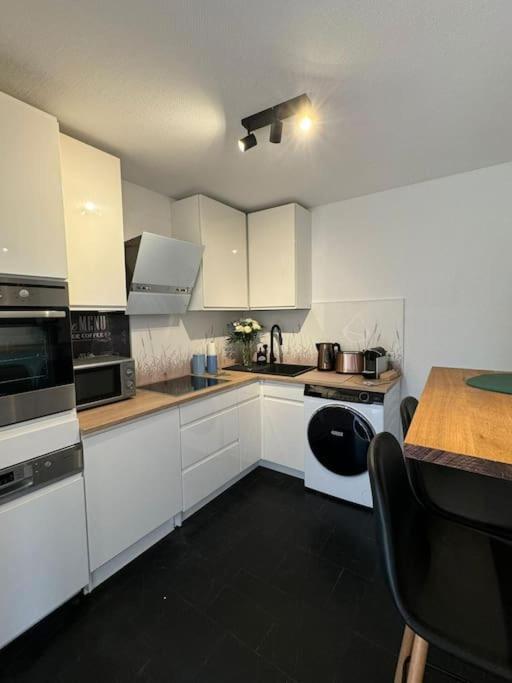 2 Raum City-Apartment 5Min Zum Hbf Grupello-2 Düsseldorf Esterno foto
