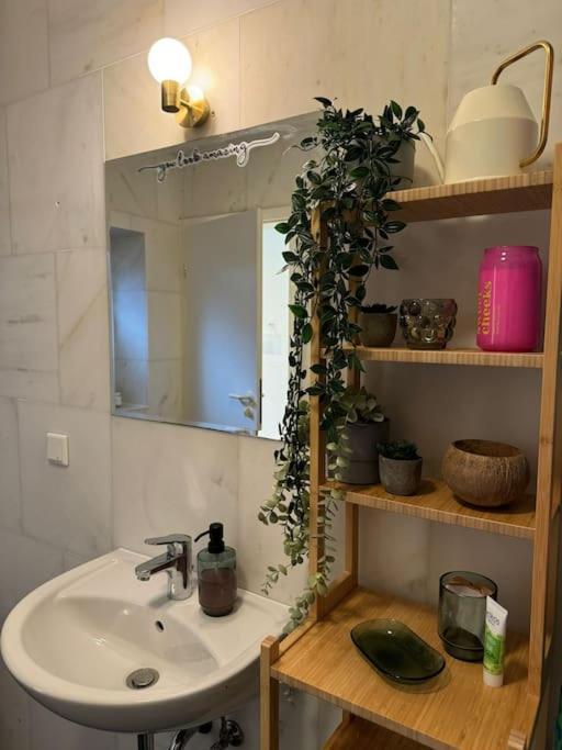 2 Raum City-Apartment 5Min Zum Hbf Grupello-2 Düsseldorf Esterno foto