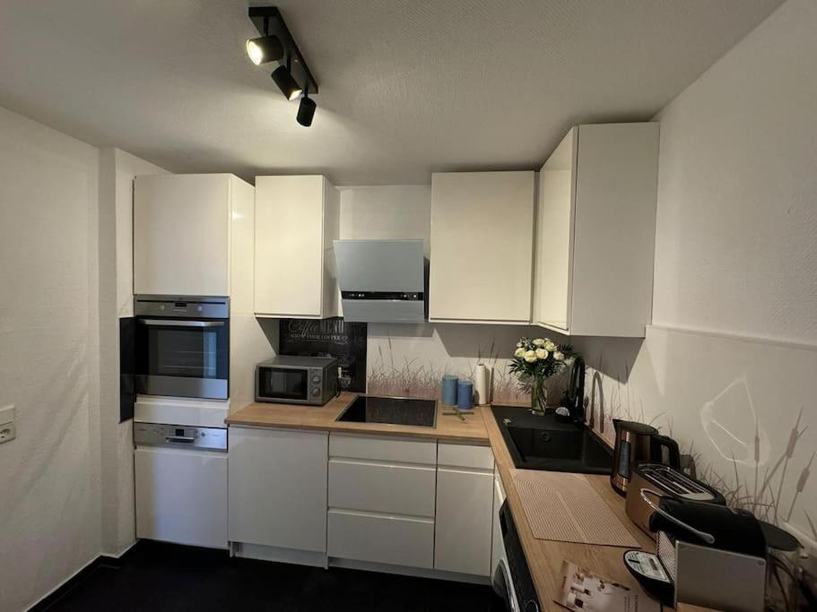 2 Raum City-Apartment 5Min Zum Hbf Grupello-2 Düsseldorf Esterno foto